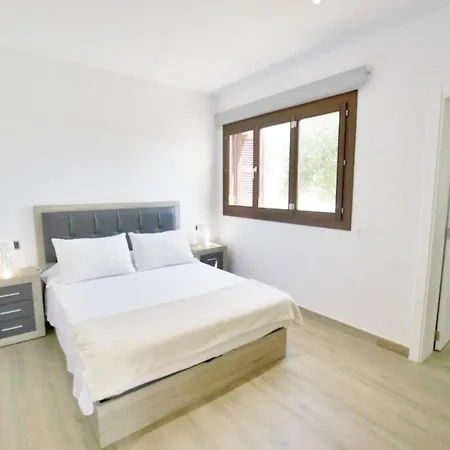 Villa Mediterranea For 10 , New Luxury . *